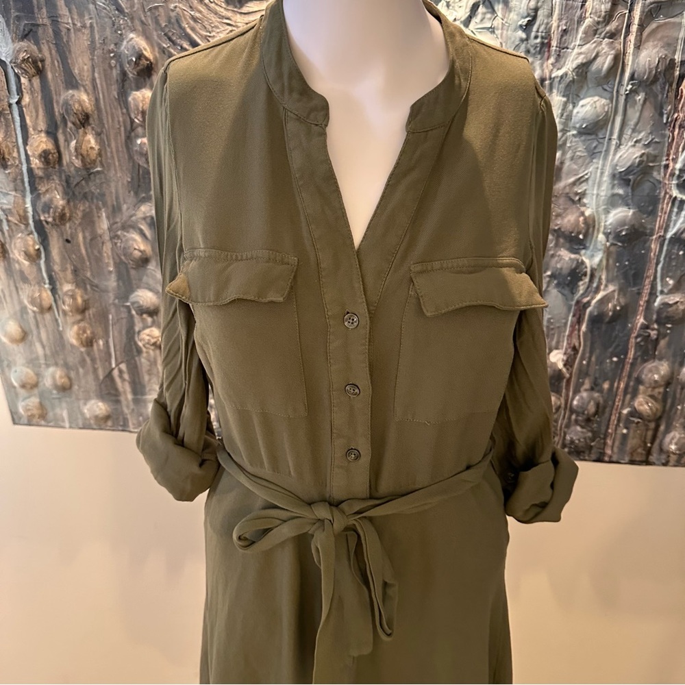 ⭐️ Guess XS Olive Rayon High-Low Shirt Dress *belt loops need repair - Picture 7 of 15